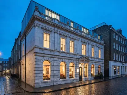 City of London Greenlights Luxury Hotel in Historic Building